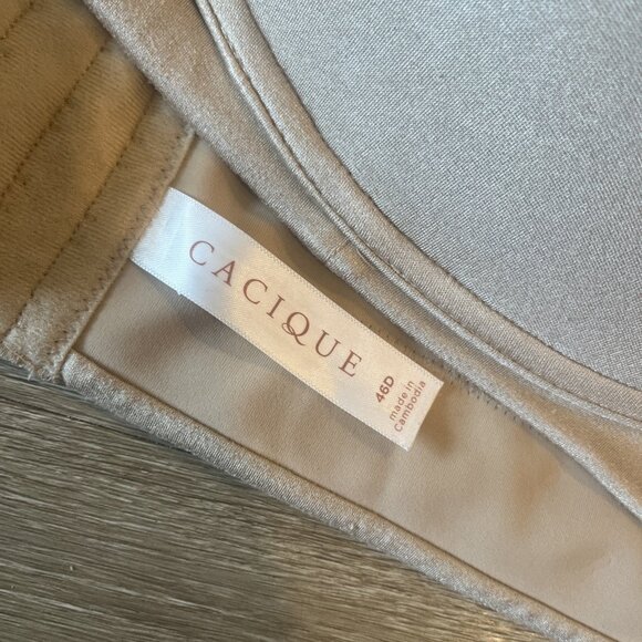 Cacique Lightly Lined No-Wire T-Shirt Bra Womens 46D Nude Hook & Eye - Picture 3 of 5